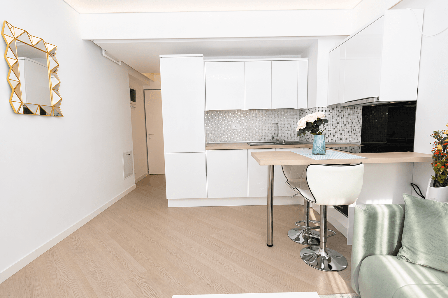 Apartament 2 Camere Cortina North Faza 1 - Disponibil - Apartament de închiriat în Pipera, București